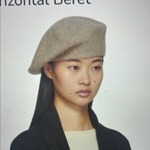 Lauren manoogian light gray horizontal beret